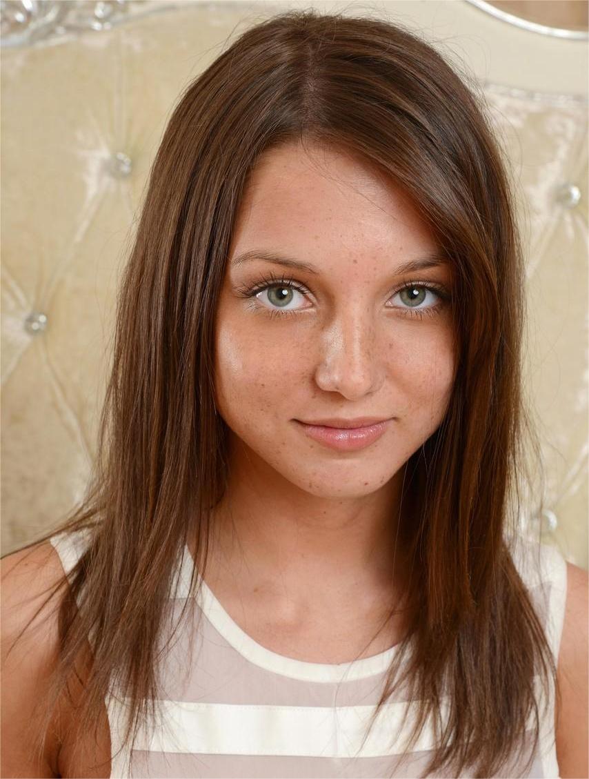 Foxy Di: Biography, Age, Career & Net Worth 2025