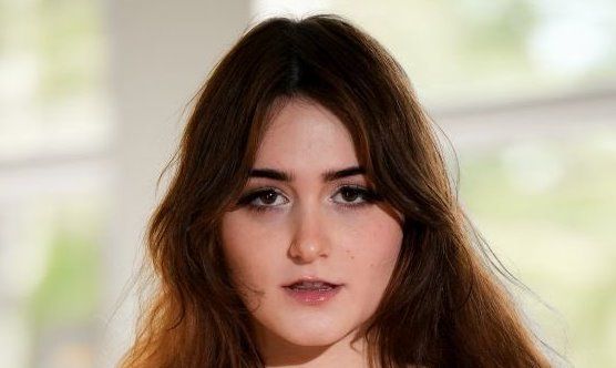 Lilibet Saunders: Biography, Age, Career & Net Worth 2025