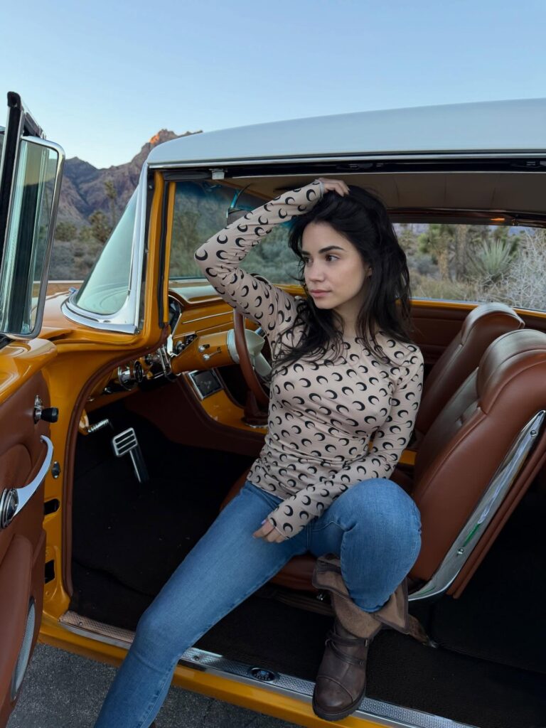 Jameliz Benitez Smith: Age, Career, Height, Family & Net Worth