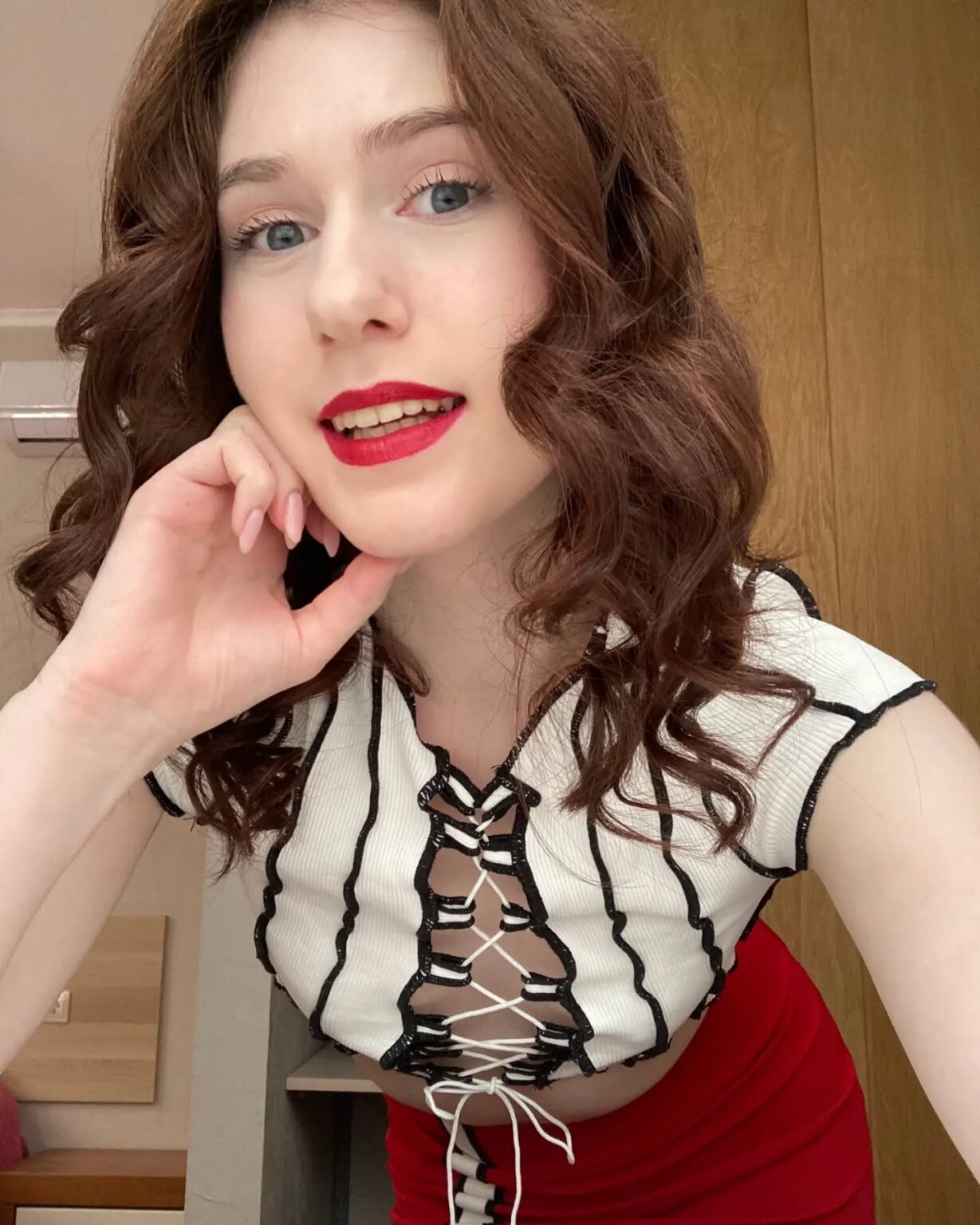 Hot Pearl: Complete Biography 2025 | Age, Career & Life