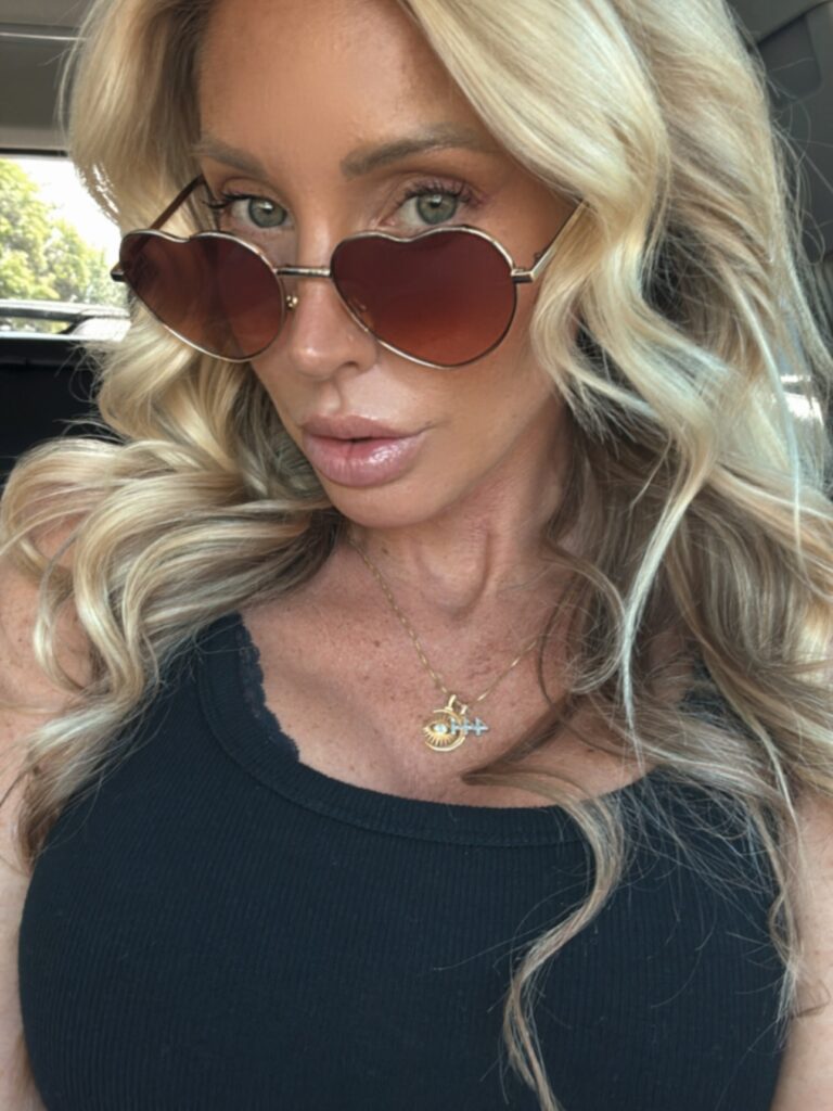 Samantha Saint: Biography, Career & Net Worth (2025)